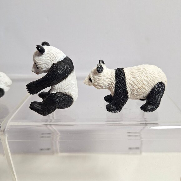 Safari Ltd Panda 4 Figures Miniature 2" Standing Sitting Holding Eating Bamboo - Picture 7 of 11